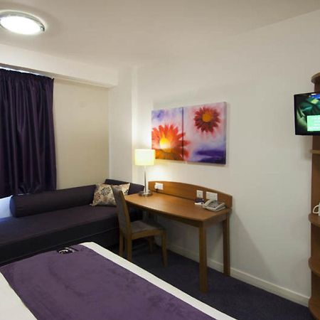 Premier Inn Dover East Экстерьер фото