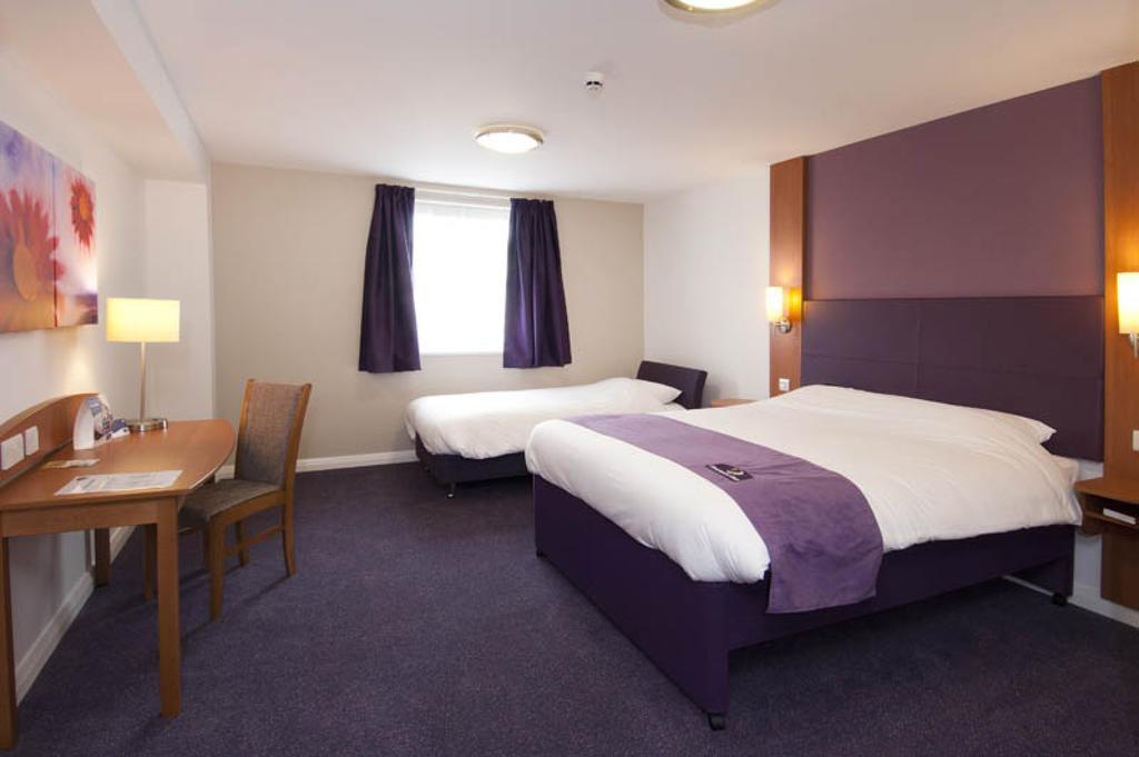 Premier Inn Dover East Номер фото
