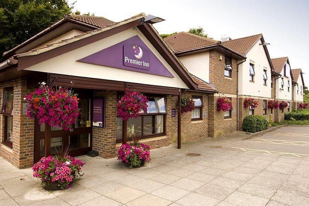 Premier Inn Dover East Экстерьер фото