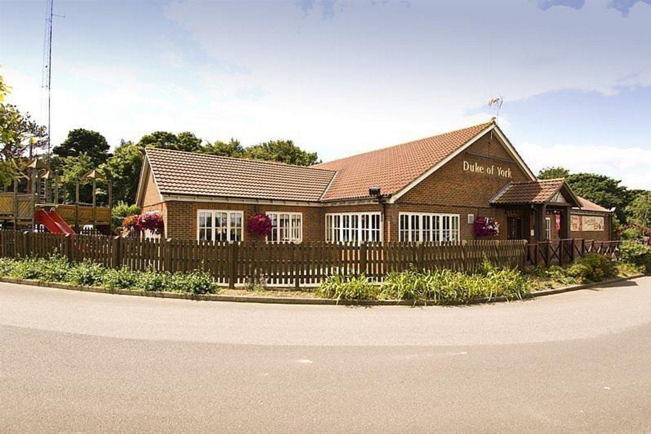 Premier Inn Dover East Экстерьер фото